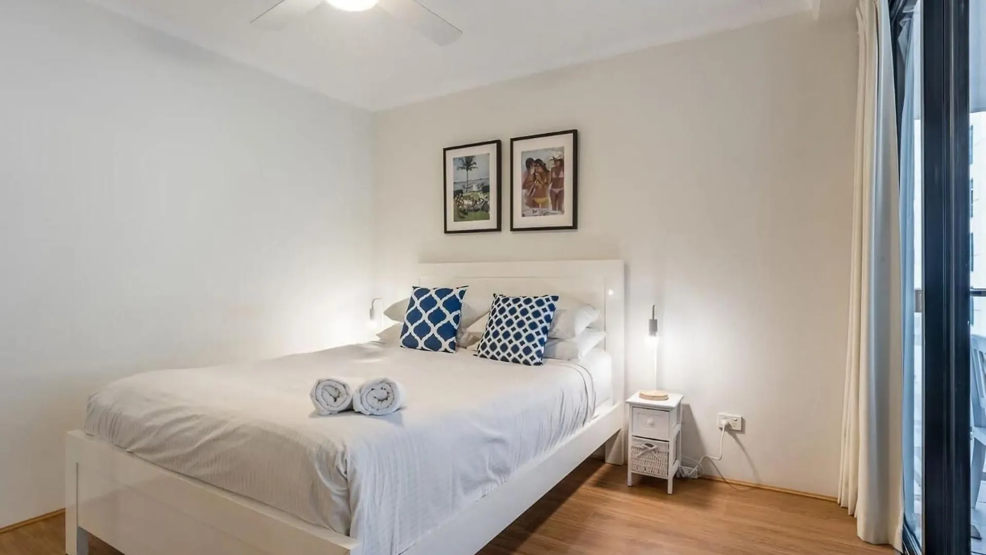 Stylish City Getaway With Pool Gym Parking Brisbane Australia