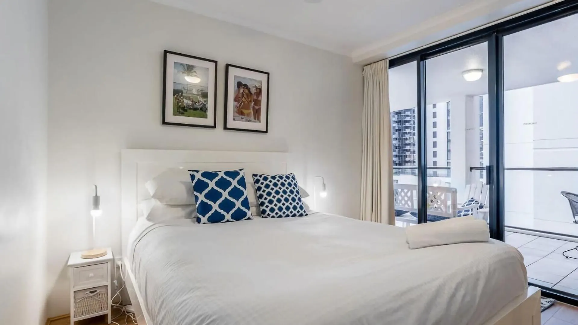 Stylish City Getaway With Pool Gym Parking Brisbane